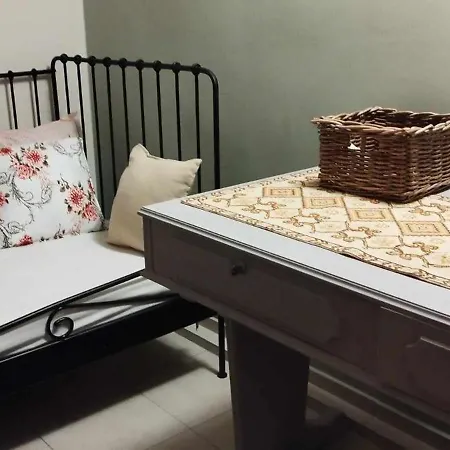 Elisavet Appartement *